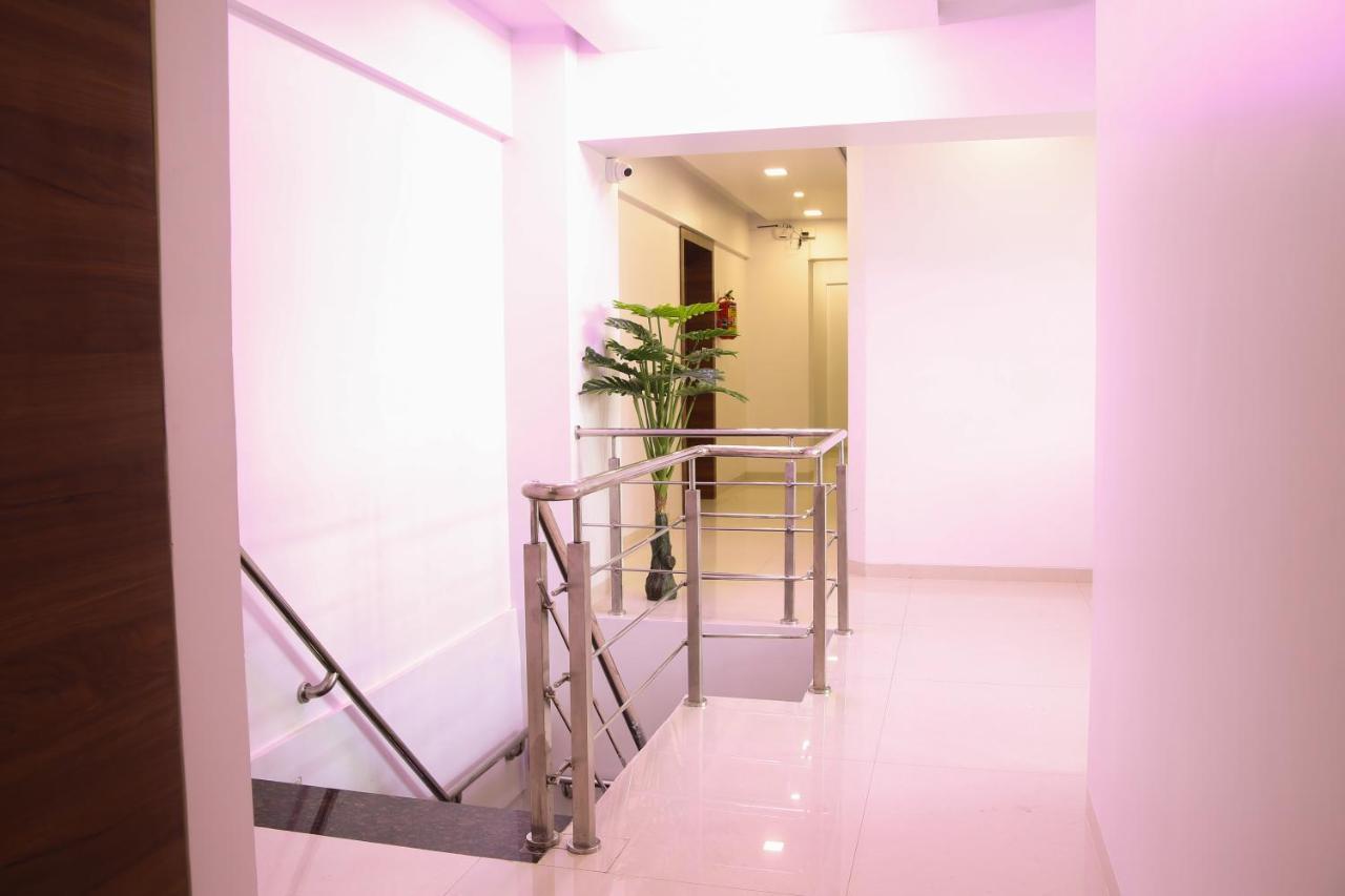 Hotel Apple Inn Navi Mumbai Exterior foto